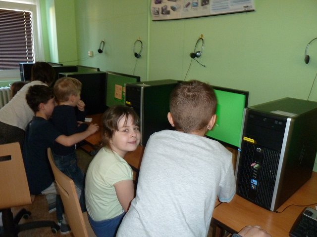 img00004.jpg