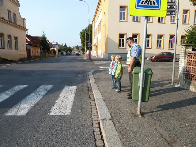 img00004.jpg