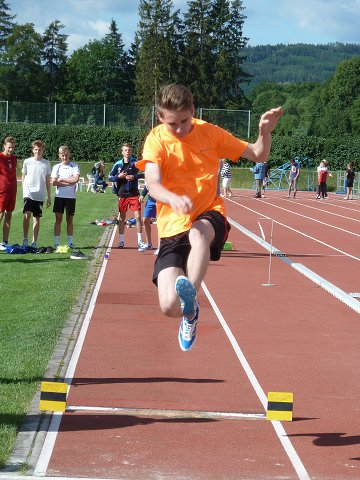 img00002.jpg