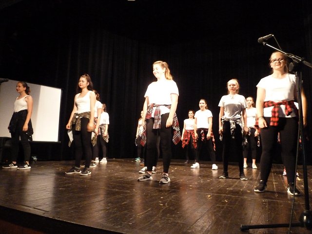 img00139.jpg