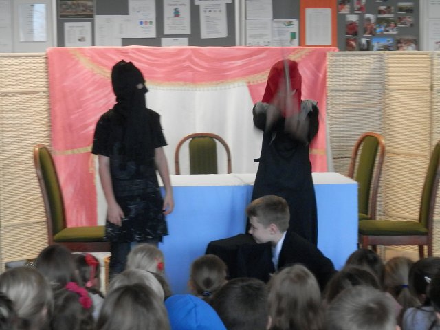 img00082.jpg