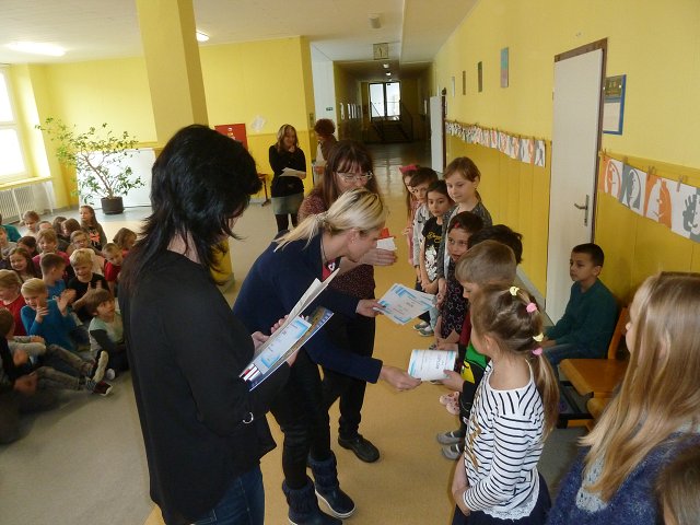 img00019.jpg