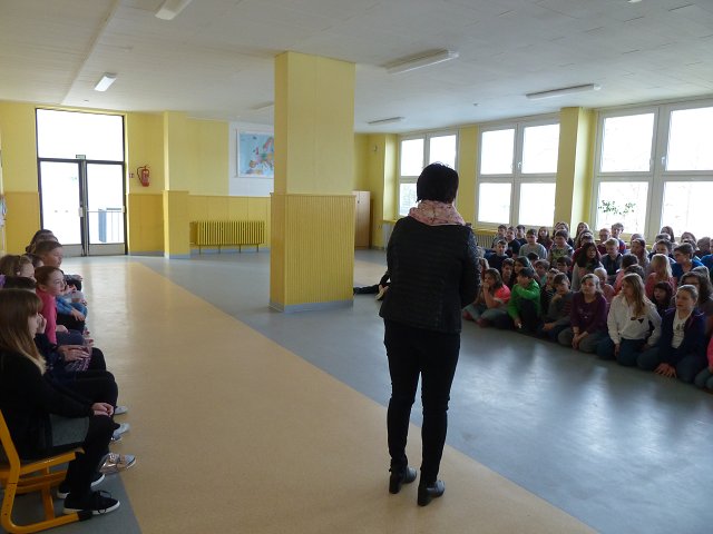 img00004.jpg