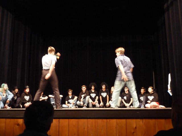 img00208.jpg