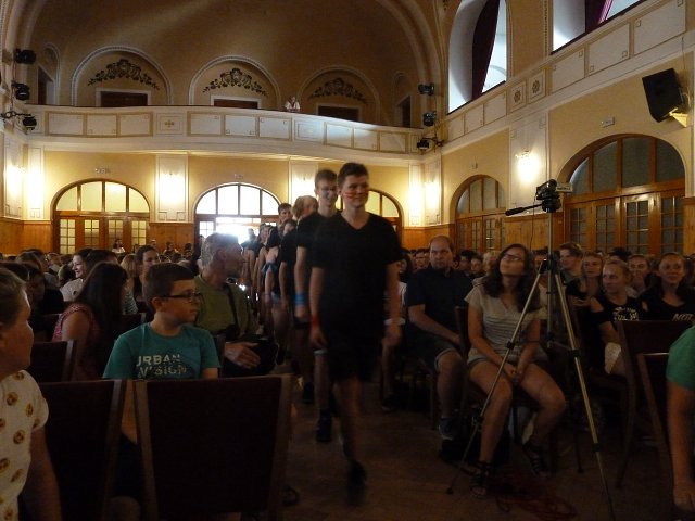 img00215.jpg