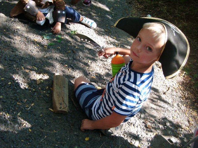 img00037.jpg