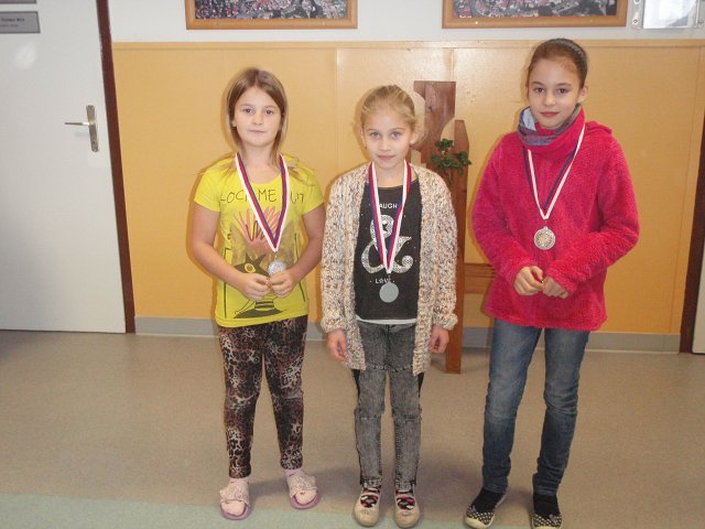 img00004.jpg
