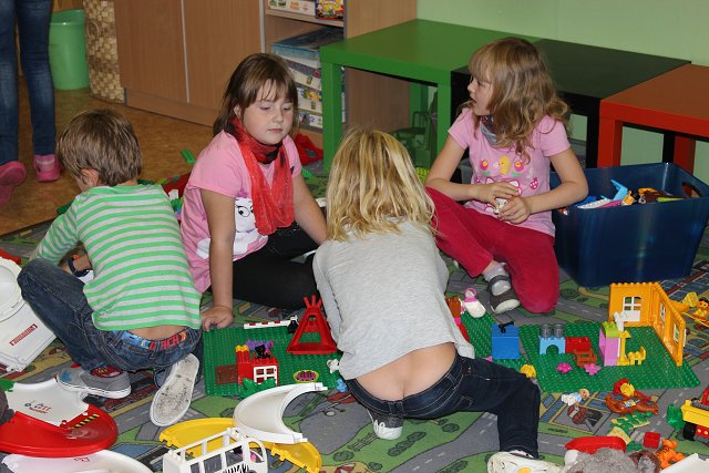 img00004.jpg