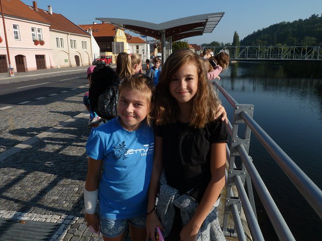 img00002.jpg