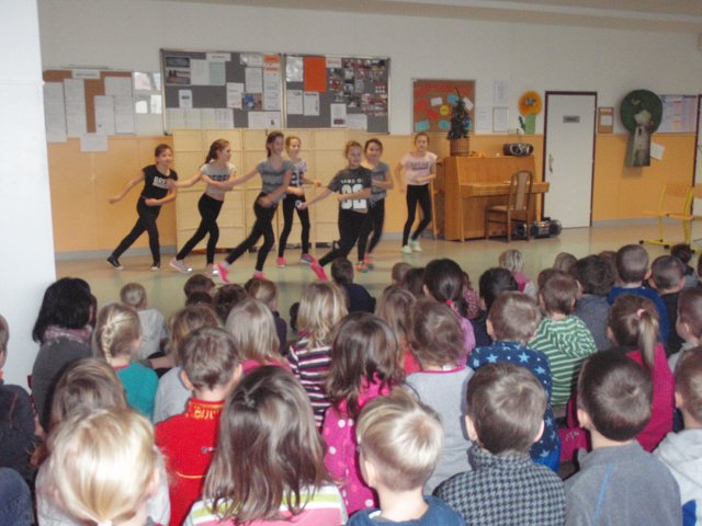 img00003.jpg