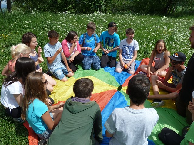 img00019.jpg
