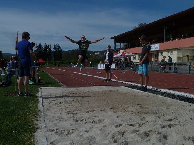 img00037.jpg