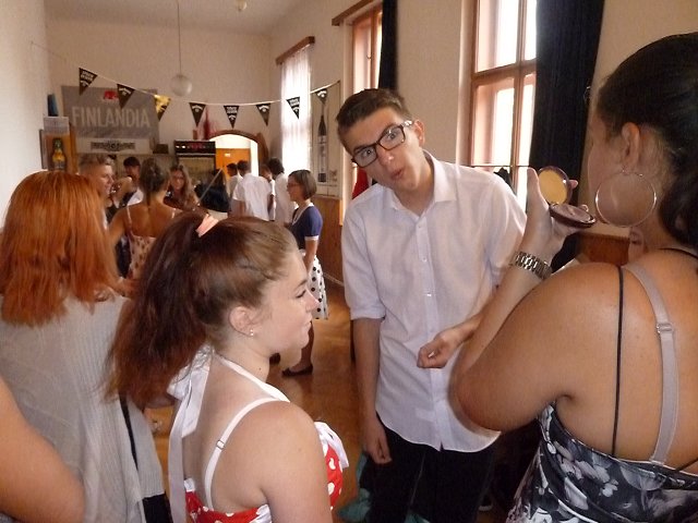 img00010.jpg