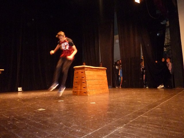 img00197.jpg