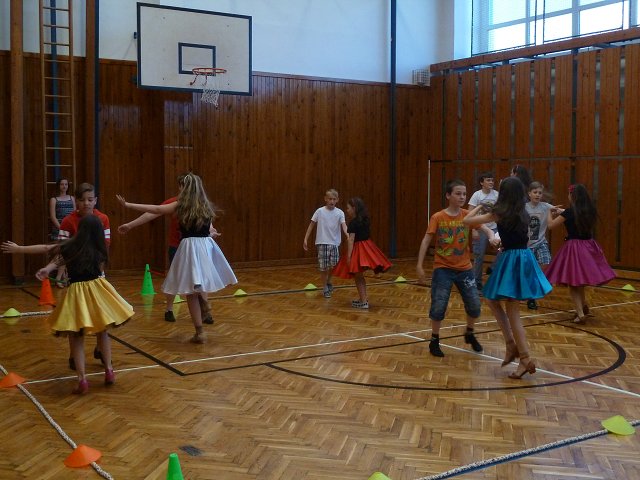 img00104.jpg