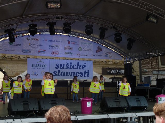 img00135.jpg