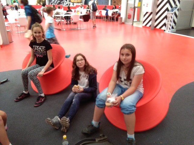 img00007.jpg