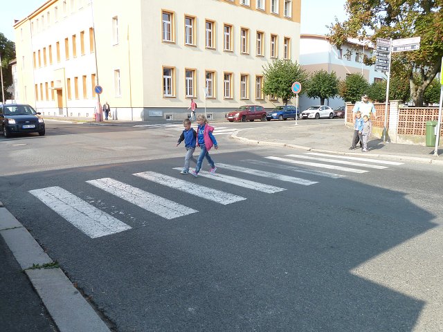 img00027.jpg