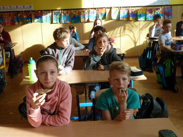 img00022.jpg