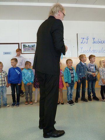 img00027.jpg