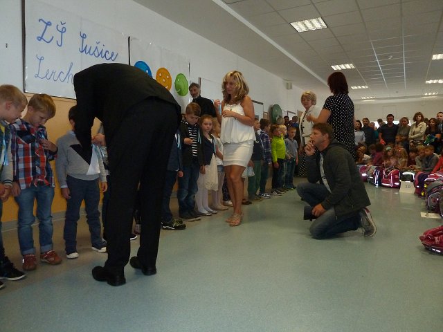 img00037.jpg