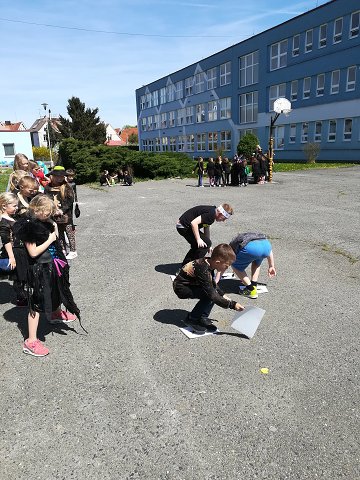 img00017.jpg