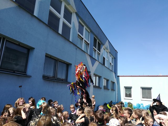 img00028.jpg