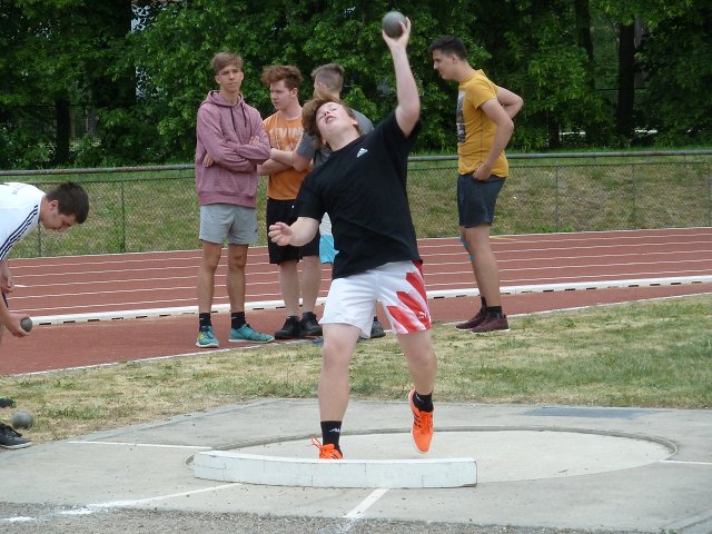 img00016.jpg