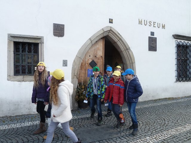 img00124.jpg