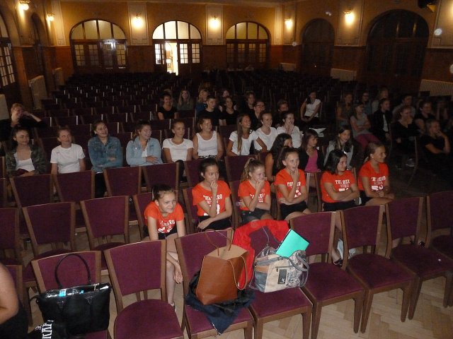 img00003.jpg