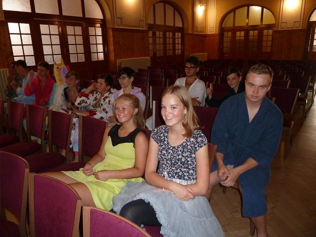 img00030.jpg