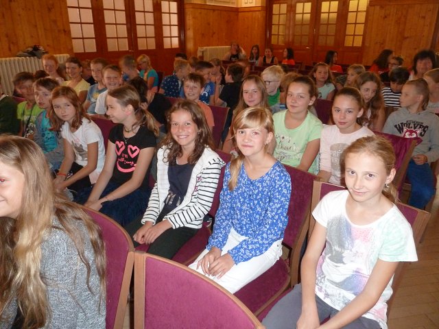 img00100.jpg