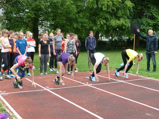 img00002.jpg