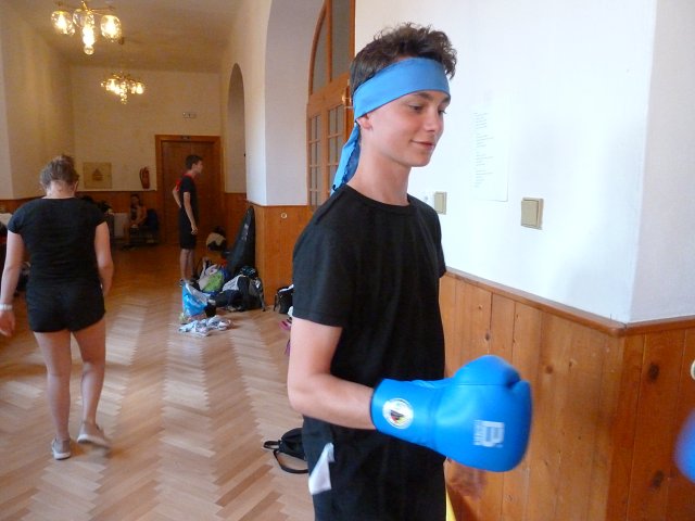 img00009.jpg