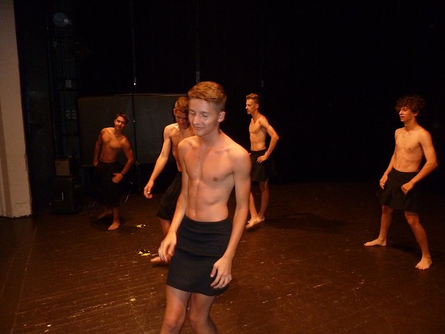 img00030.jpg