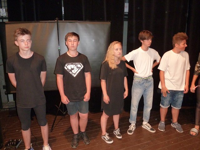 img00111.jpg